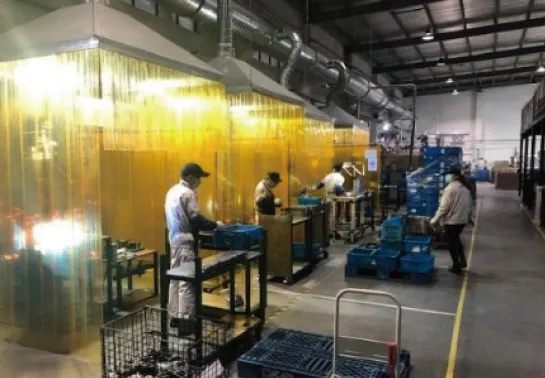 ロボット溶接ライン